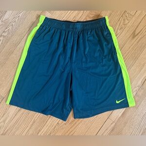Nike Dri-FIT Athletic Basketball Shorts Mens XL Blue Green Neon 9.5” Inseam